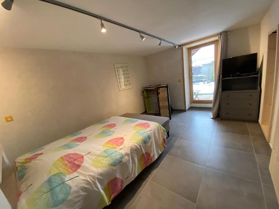 Dans Hameau, Pres Des Pistes Logement De Plein Pied Au Calme Taninges Exterior foto